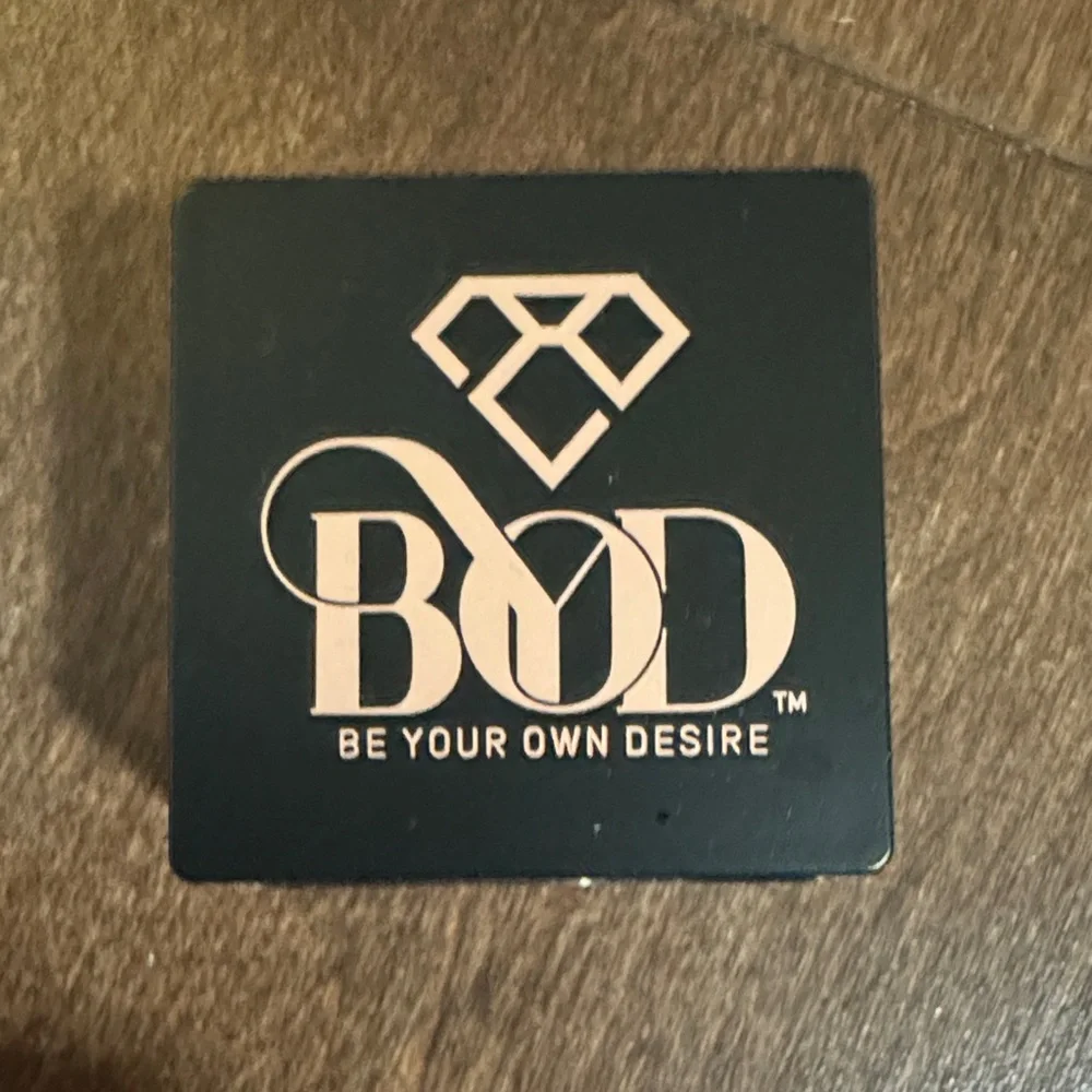 BYOD Be Your Own Desire- Matte Magic Loose Powder Translucent